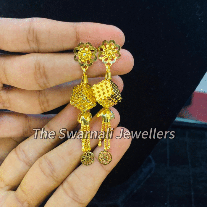 Sj01D এক্সক্লুসিভ গোল্ড পলিশ কিউব দুল - Image 1