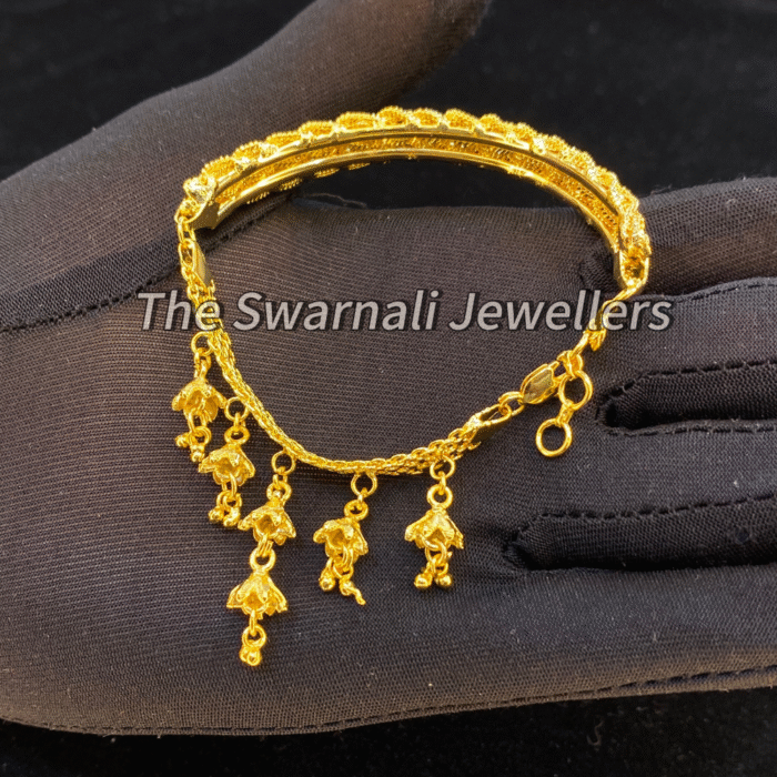 SJBR02 গোল্ড পলিশ ঝুমকা ব্রেসলেট - Image 4